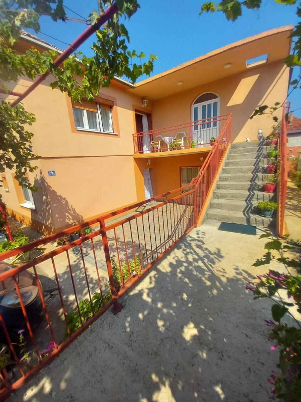 Apartmán Stan Uljarevic Bileća Exteriér fotografie
