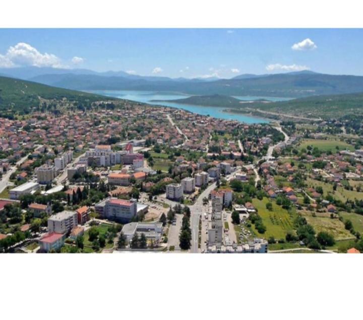 Apartmán Stan Uljarevic Bileća Exteriér fotografie